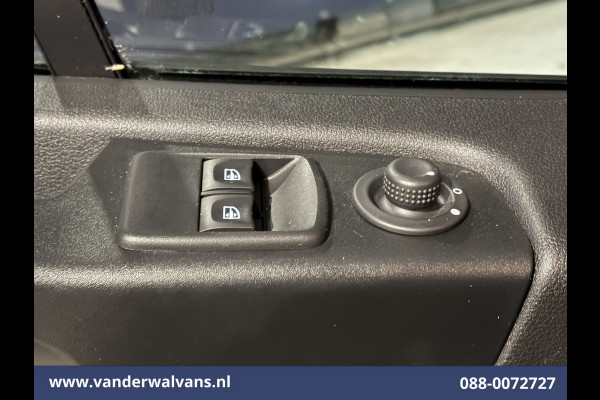 Renault Trafic 2.0 dCi 120pk L1H1 Euro6 Airco | 2x zijdeur | Navigatie | LED | Trekhaak | Cruisecontrol Parkeersensoren, Bijrijdersbank