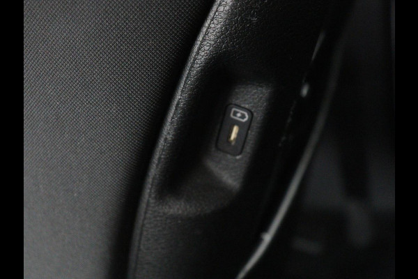 Kia Sportage 1.6 T-GDi Hybrid DynamicLine | Trekhaak | Adaptive cruise | Camera | Carplay | Navigatie | Digital Cockpit | Full LED