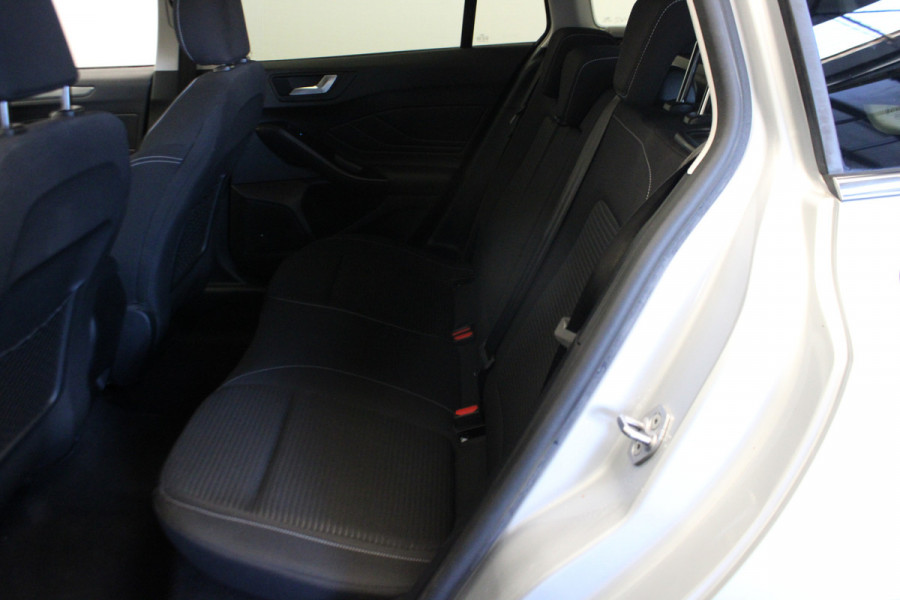 Ford FOCUS Wagon 1.0 EcoBoost Titanium Business