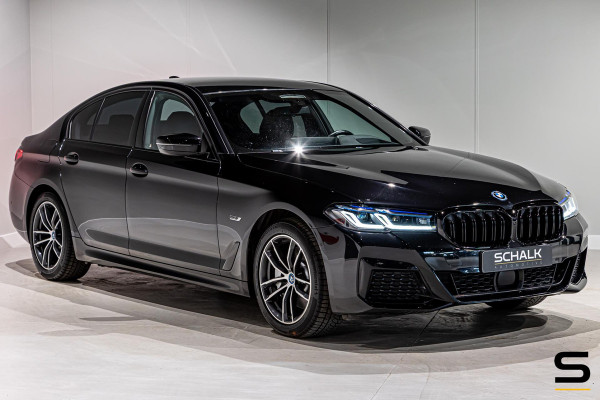 BMW 5 Serie 530e xDrive High Executive|M-sport|Leder|HUD|Cam