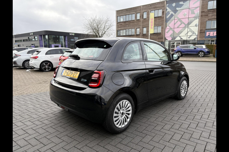 Fiat 500 Urban 42 kWh | 19.800 km! | 94,9% SOH | Carplay | Cruise Control | Climate Control |