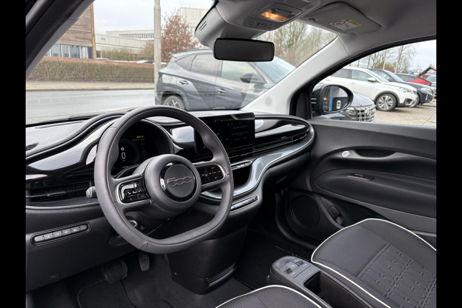 Fiat 500 Urban 42 kWh | 19.800 km! | 94,9% SOH | Carplay | Cruise Control | Climate Control |