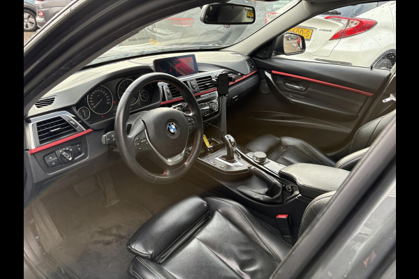 BMW 3 Serie Touring 340i xDrive M Sport High Executive 326pk | Elek. Trekhaak | Harman Kardon | Leder | Navi | Elek. kofferklep |