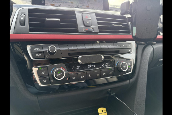 BMW 3 Serie Touring 340i xDrive M Sport High Executive 326pk | Elek. Trekhaak | Harman Kardon | Leder | Navi | Elek. kofferklep |