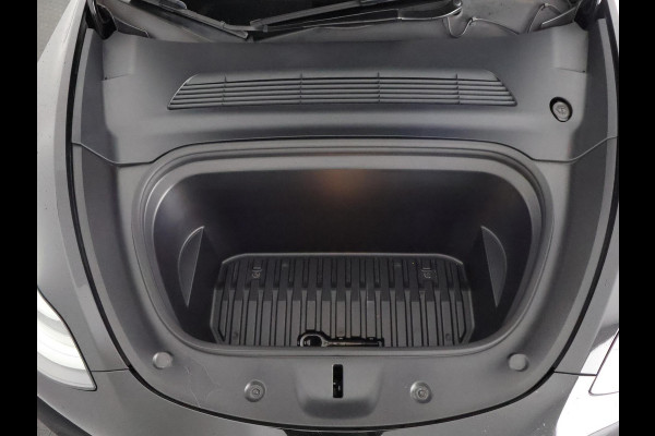 Tesla Model Y Long Range AWD 75 kWh | SOH 84% | Navigatie | Leder | Stoelverwarming | FSD systeem AutoPilot