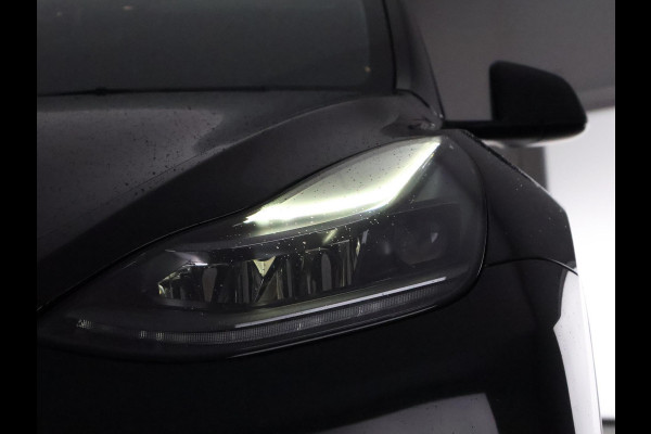 Tesla Model Y Long Range AWD 75 kWh | SOH 84% | Navigatie | Leder | Stoelverwarming | FSD systeem AutoPilot