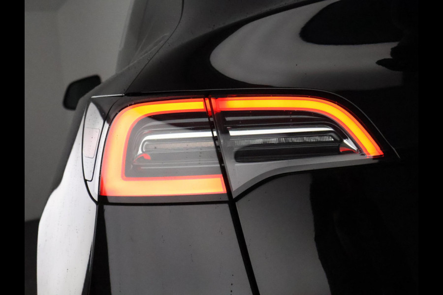 Tesla Model Y Long Range AWD 75 kWh | SOH 84% | Navigatie | Leder | Stoelverwarming | FSD systeem AutoPilot