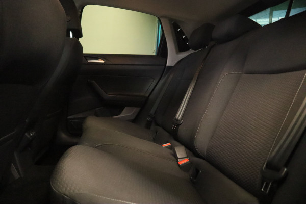 Volkswagen Polo 1.0 TSI Beats PDC Airco 17'' LM Privacy glass