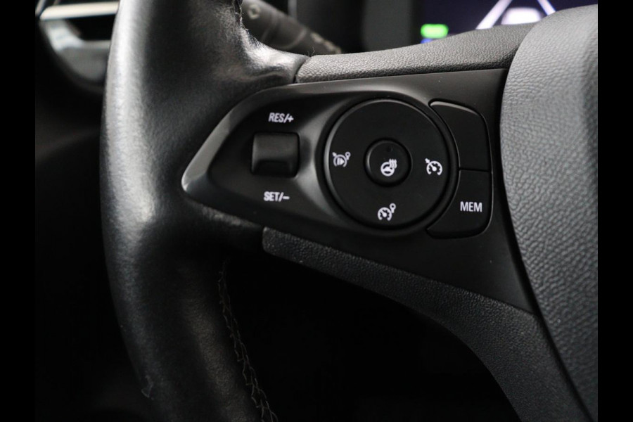 Opel CORSA-E Elegance 50 kWh | SOH 90% | 3 Fase | Stoelverwarming | Camera | Matrix LED | Carplay | Keyless | Navigatie | Climate control | Parkeerhulp | Cruise control | Stuurverwarming