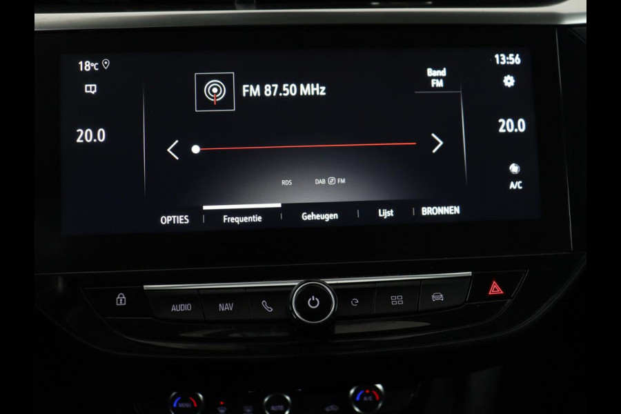 Opel CORSA-E Elegance 50 kWh | SOH 90% | 3 Fase | Stoelverwarming | Camera | Matrix LED | Carplay | Keyless | Navigatie | Climate control | Parkeerhulp | Cruise control | Stuurverwarming