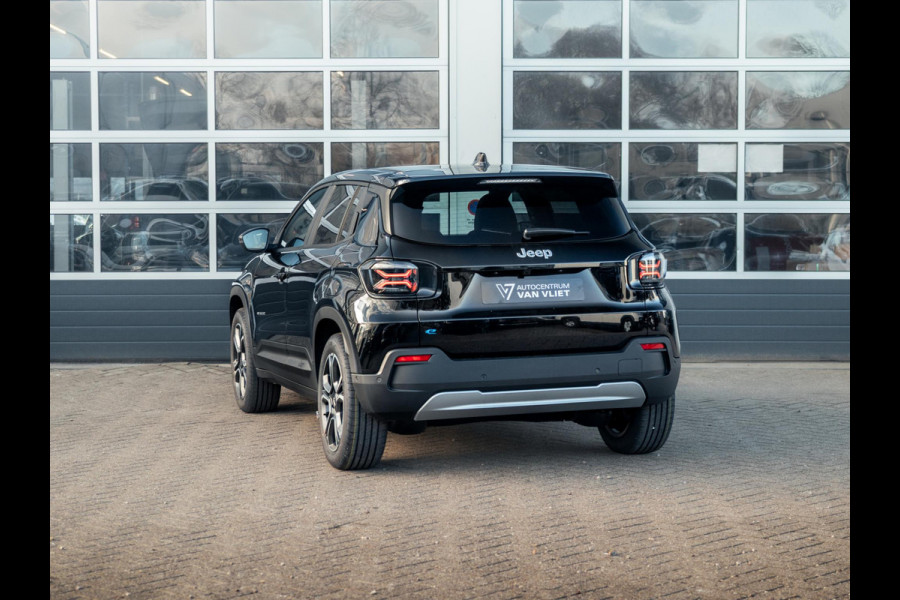 Jeep Avenger Summit 54 kWh | Uit voorraad leverbaar | Schuif/Kanteldak | Winter Pack | Infotainment&Convenience Pack | Warmtepomp