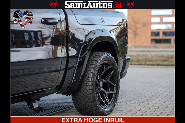 Dodge Ram 1500 Limited Night High Output 540HP 706Nm | Massage + Full Option | De Meest Luxe en Volle Pick-Up in zijn Klasse | Comfortabele Dubbele Cabine met Royale 5 Zitplaatsen | BPM vrij | Nu Leverbaar uit Voorraad | Voorraad Nr 2357 - 5182