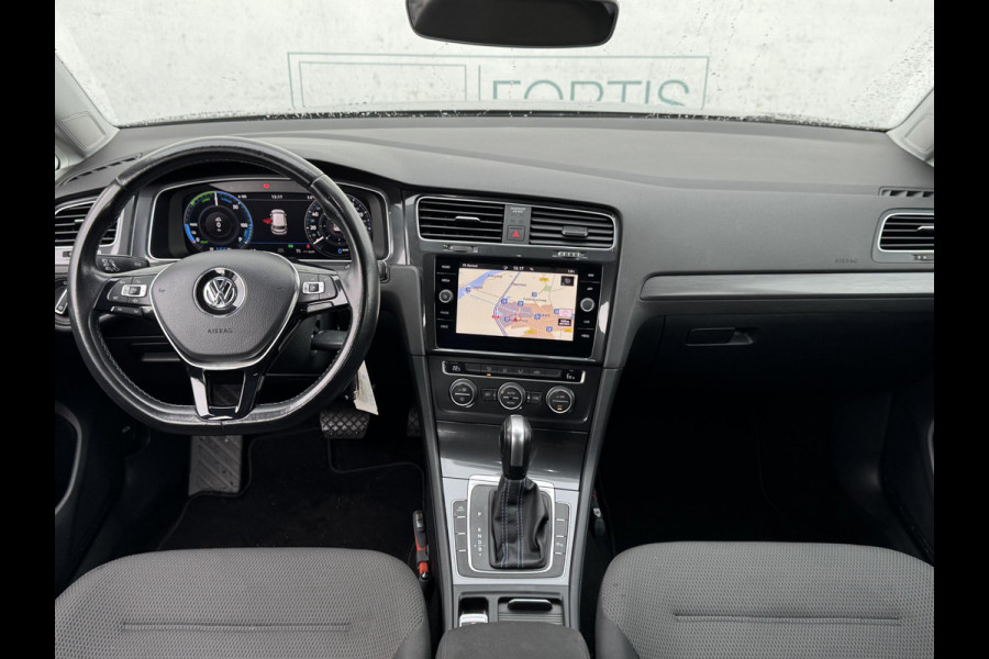 Volkswagen e-Golf E-DITION NL-AUTO | DIGI DASH | NAVI | CAMERA