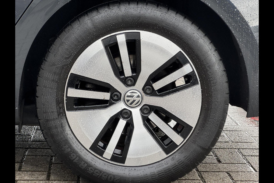 Volkswagen e-Golf E-DITION NL-AUTO | DIGI DASH | NAVI | CAMERA