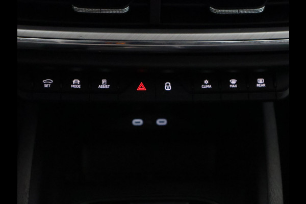 Škoda ENYAQ iV 60 | Navigatie | Stuurverwarming | Camera |