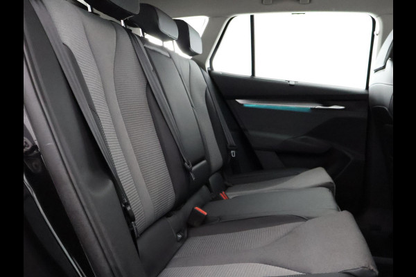 Škoda ENYAQ iV 60 | Navigatie | Stuurverwarming | Camera |