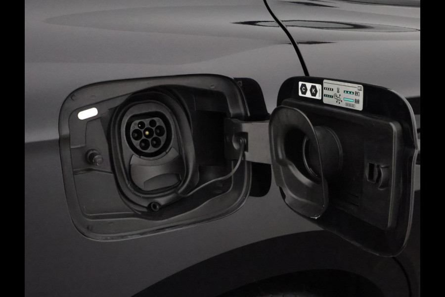 Škoda ENYAQ iV 60 | Navigatie | Stuurverwarming | Camera |