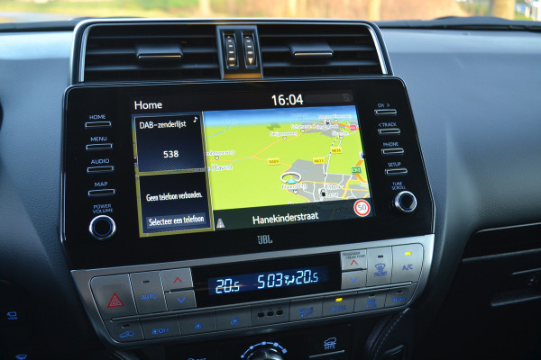 Toyota Land Cruiser 2.8 D-4D-F Executive Window Van Black-Line