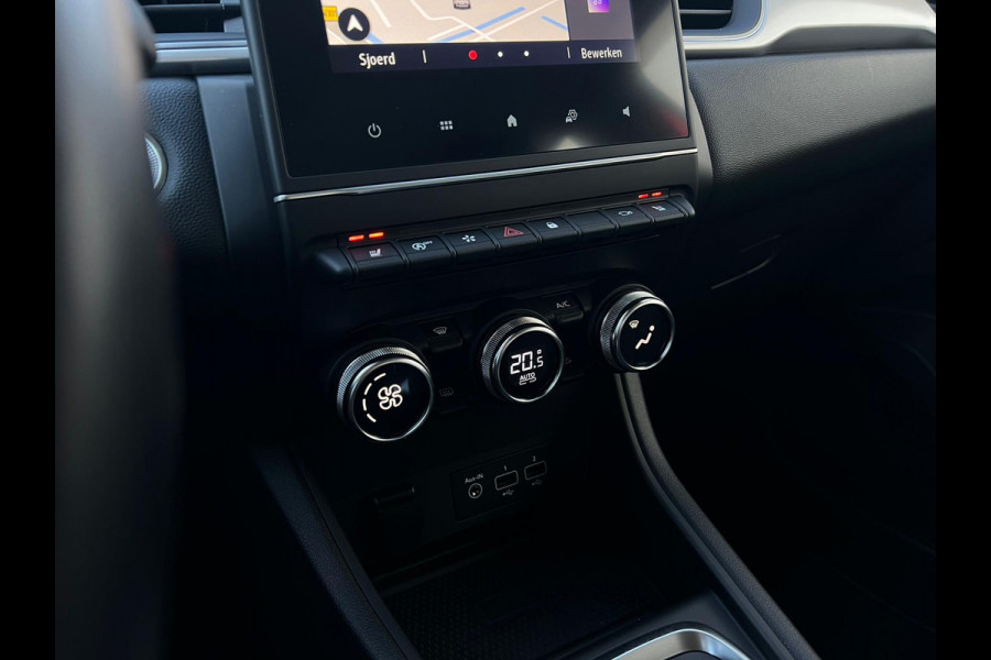 Renault Captur 1.3 TCe 140 EDC Intens NAVI | STOEL-STUUR VERWARMING 360 CAMERA