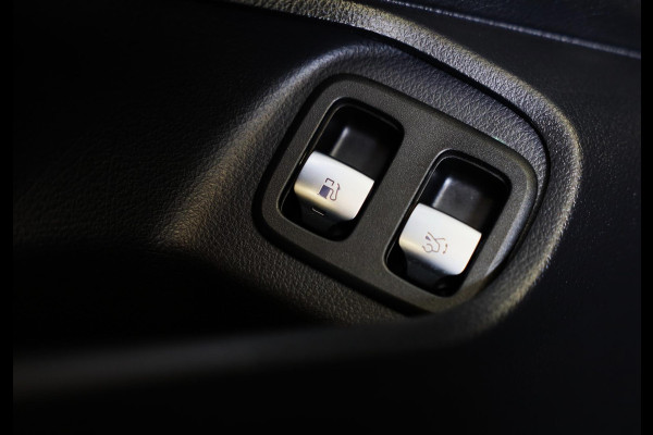 Mercedes-Benz CLE Coupé 300 e AMG 53 Look / Head Up / 360 Camera / Acc / Lane Assist / BURMESTER / Elek Stoelen / Memory / Pano