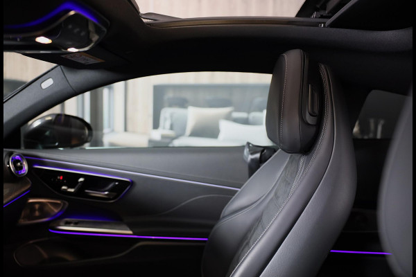 Mercedes-Benz CLE Coupé 300 e AMG 53 Look / Head Up / 360 Camera / Acc / Lane Assist / BURMESTER / Elek Stoelen / Memory / Pano