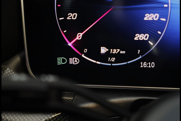 Mercedes-Benz CLE Coupé 300 e AMG 53 Look / Head Up / 360 Camera / Acc / Lane Assist / BURMESTER / Elek Stoelen / Memory / Pano