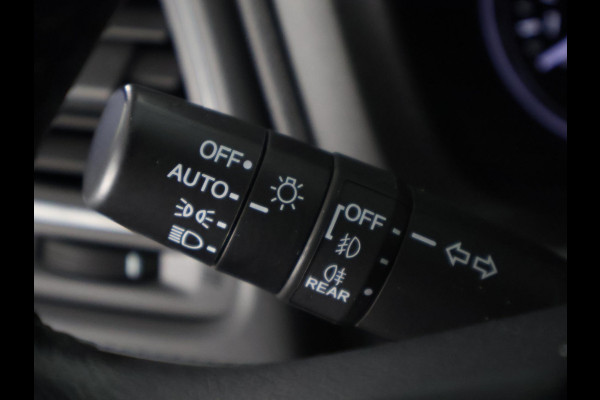 Honda HR-V 1.5 i-VTEC Elegance | 1e eigenaar | Navigatie | Stoelverwarming | Camera |