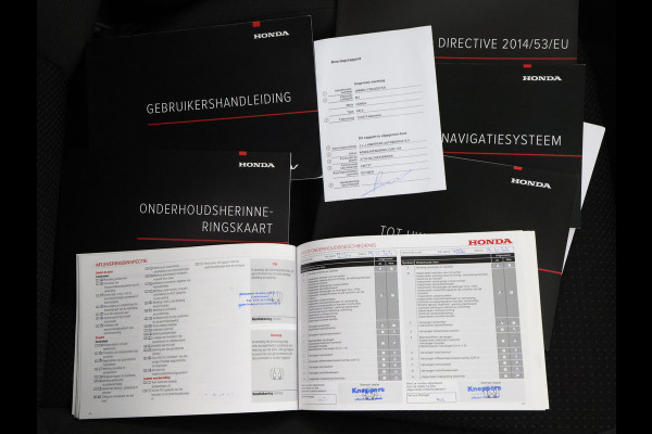 Honda HR-V 1.5 i-VTEC Elegance | 1e eigenaar | Navigatie | Stoelverwarming | Camera |