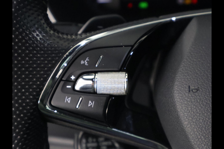 Škoda Octavia Combi 1.0 e-TSI Sport Business | Apple Carplay/Android Auto | Navigatie | Trekhaak | Parkeersensoren |