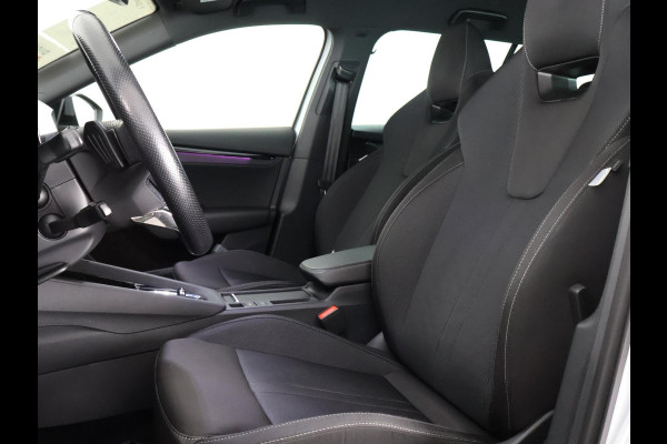 Škoda Octavia Combi 1.0 e-TSI Sport Business | Apple Carplay/Android Auto | Navigatie | Trekhaak | Parkeersensoren |
