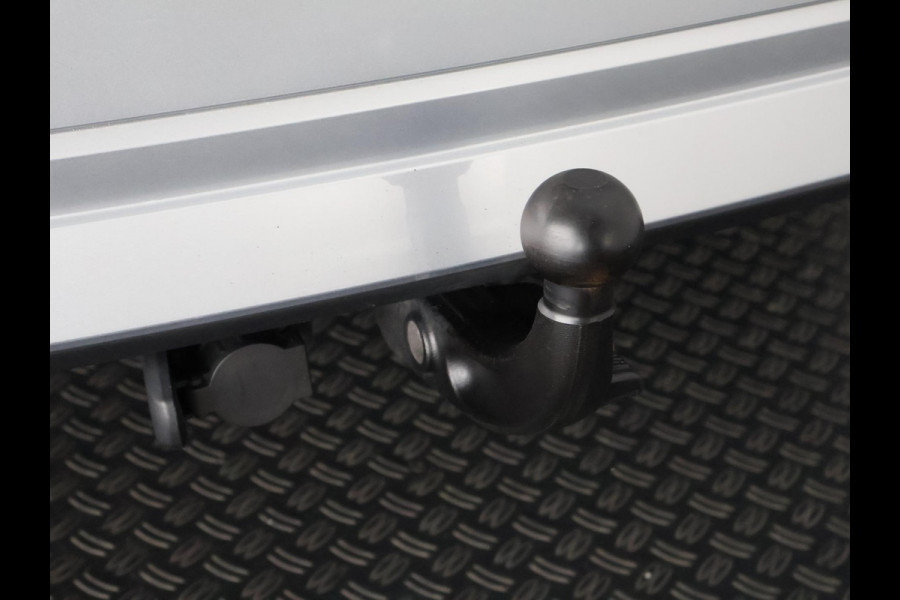 Škoda Octavia Combi 1.0 e-TSI Sport Business | Apple Carplay/Android Auto | Navigatie | Trekhaak | Parkeersensoren |