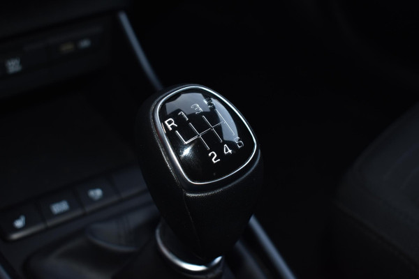 Hyundai i20 1.0 T-GDI 100PK Comfort | Camera | Carplay | Stoel- & Stuurverw. | Incl. garantie