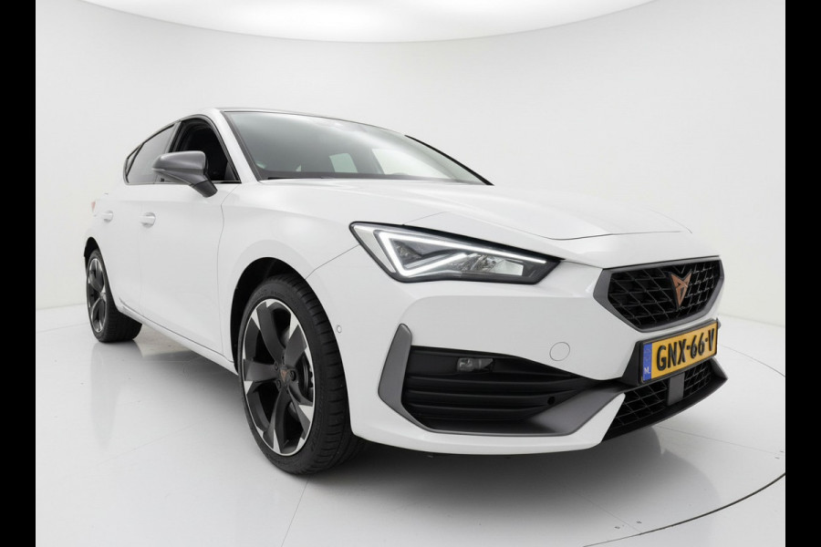 CUPRA Leon e-HYBRID 204PK DSG BUSINESS SPORT CARPLAY/KEYLESS/STUURVERW.