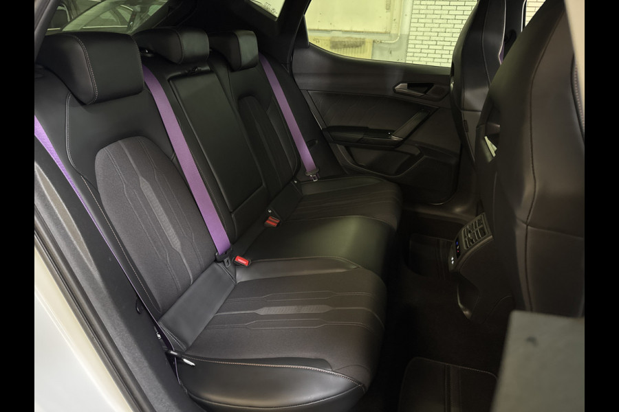 CUPRA Leon e-HYBRID 204PK DSG BUSINESS SPORT CARPLAY/KEYLESS/STUURVERW.