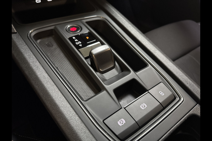 CUPRA Leon e-HYBRID 204PK DSG BUSINESS SPORT CARPLAY/KEYLESS/STUURVERW.