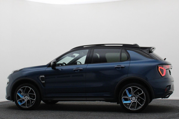 Lynk & Co 01 1.5 Two-Tone, 360° Camera, Panoramadak, Zwarte hemel, ACC, Keyless, PDC, LED, 20''