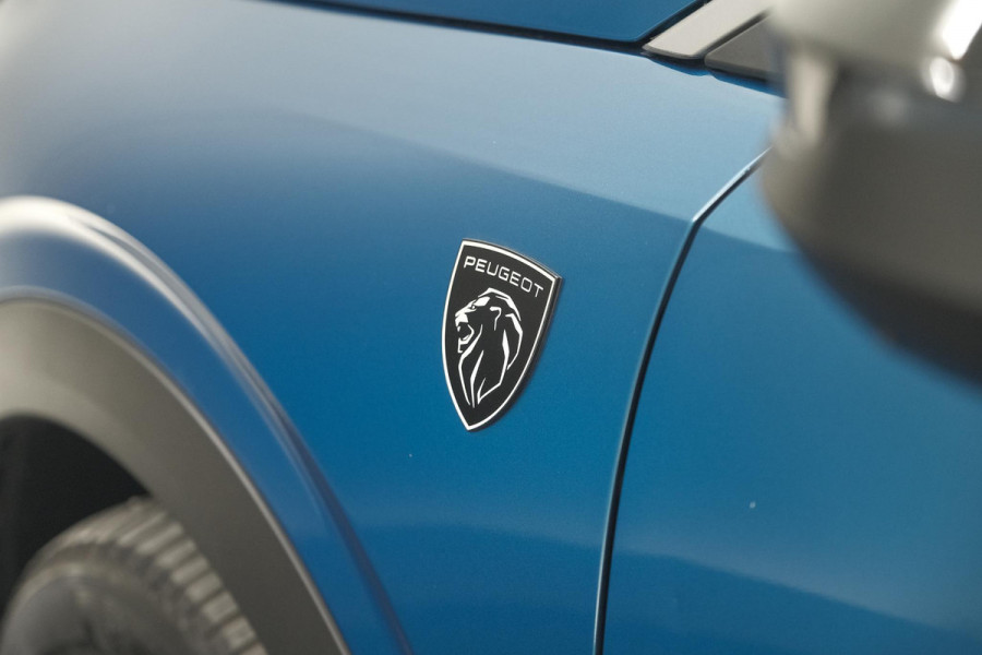 Peugeot 5008 1.2 Hybrid 136 GT | 360 Camera | Panoramadak | Elektrische Kofferklep | Winterpakket