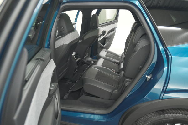 Peugeot 5008 1.2 Hybrid 136 GT | 360 Camera | Panoramadak | Elektrische Kofferklep | Winterpakket