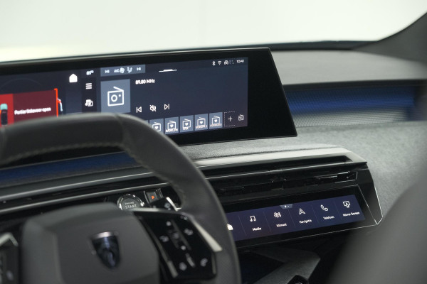 Peugeot 5008 1.2 Hybrid 136 GT | 360 Camera | Panoramadak | Elektrische Kofferklep | Winterpakket