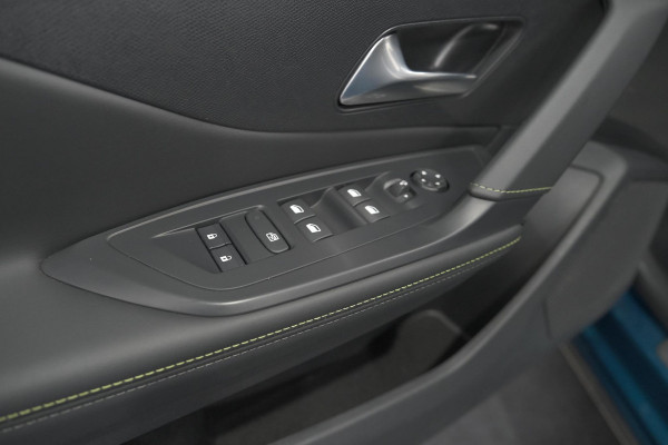Peugeot 408 1.6 HYbrid 225 EAT8 GT | Camera | Adaptieve Cruise Control | Apple Carplay | Elektronische Kofferklep