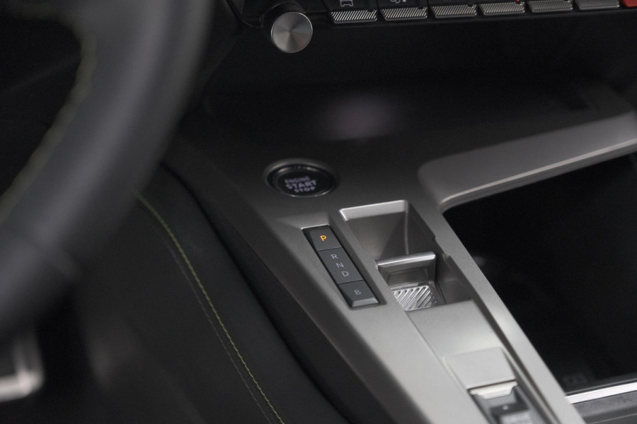 Peugeot 408 1.6 HYbrid 225 EAT8 GT | Camera | Adaptieve Cruise Control | Apple Carplay | Elektronische Kofferklep