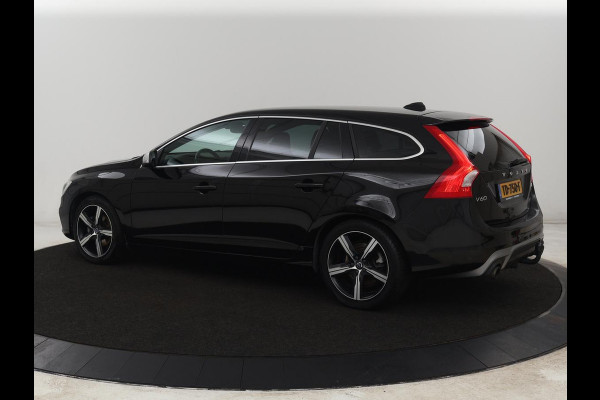 Volvo V60 2.0 T4 Sport | Stoelverwarming | Bi-Xenon | Leder/Alcantara | Trekhaak | Navigatie | Bluetooth | Cruise control | Parkeerhulp | Climate control | Origineel NL
