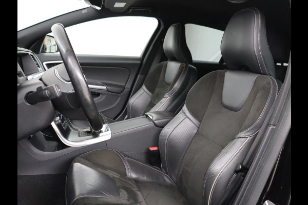 Volvo V60 2.0 T4 Sport | Stoelverwarming | Bi-Xenon | Leder/Alcantara | Trekhaak | Navigatie | Bluetooth | Cruise control | Parkeerhulp | Climate control | Origineel NL