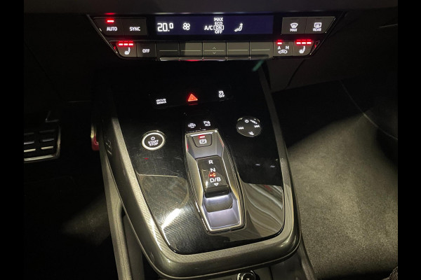 Audi Q4 e-tron 40 S Edition Competition 77 kWh|100%SOH|BLACK ED.|TREKH.|ACC|CARPLAY|CAMERA|STOELVERW.|NL-AUTO|NAP|1e EIG|INCL BTW|