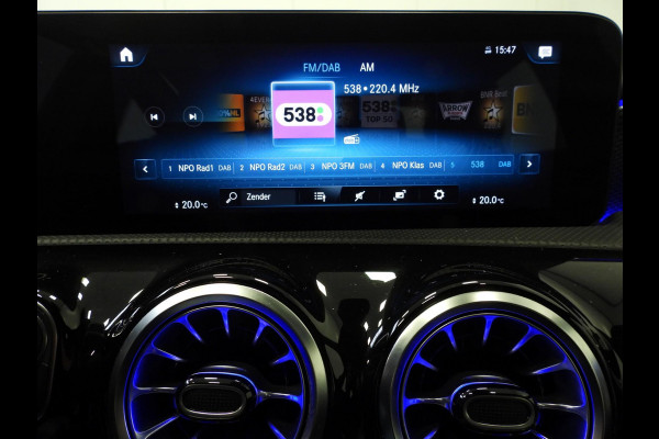 Mercedes-Benz A-Klasse A250e Luxury Limited LEER/CAMERA/SFEER/TREKH./17"LMV!