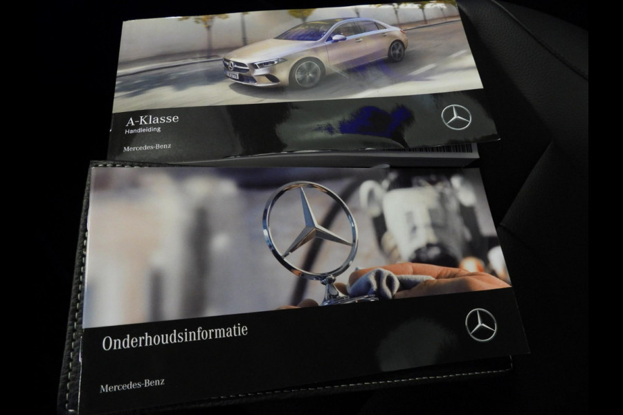 Mercedes-Benz A-Klasse A250e Luxury Limited LEER/CAMERA/SFEER/TREKH./17"LMV!