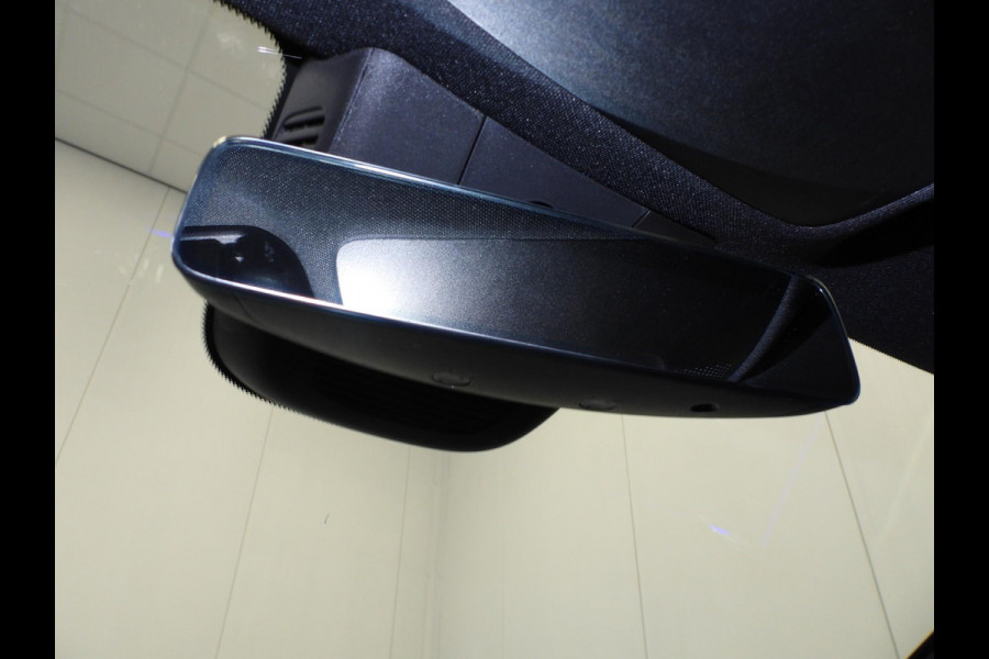 Mercedes-Benz A-Klasse A250e Luxury Limited LEER/CAMERA/SFEER/TREKH./17"LMV!