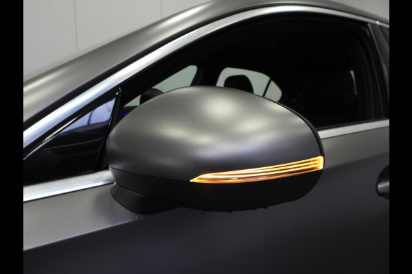 Mercedes-Benz A-Klasse A250e Luxury Limited LEER/CAMERA/SFEER/TREKH./17"LMV!