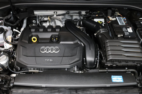 Audi Q3 35 TFSI S-line LED/VIRTUAL/ALCANTARA+S.VERWARMING/CAM/20" LMV/LINE/CRUISE/ECC/12 MDN GARANTIE!