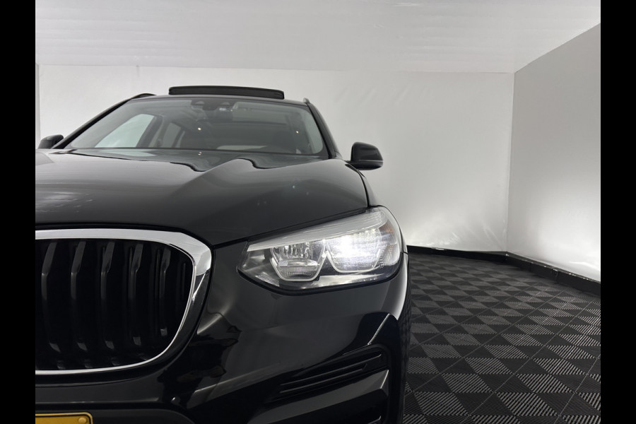 BMW X3 xDrive30e [Plug-In] (INCL-BTW) *PANO | FULL-LED | COMFORTSEATS | PRIVACYGLASS | ECC | PDC | CRUISE | TOWBAR | 18''ALU*